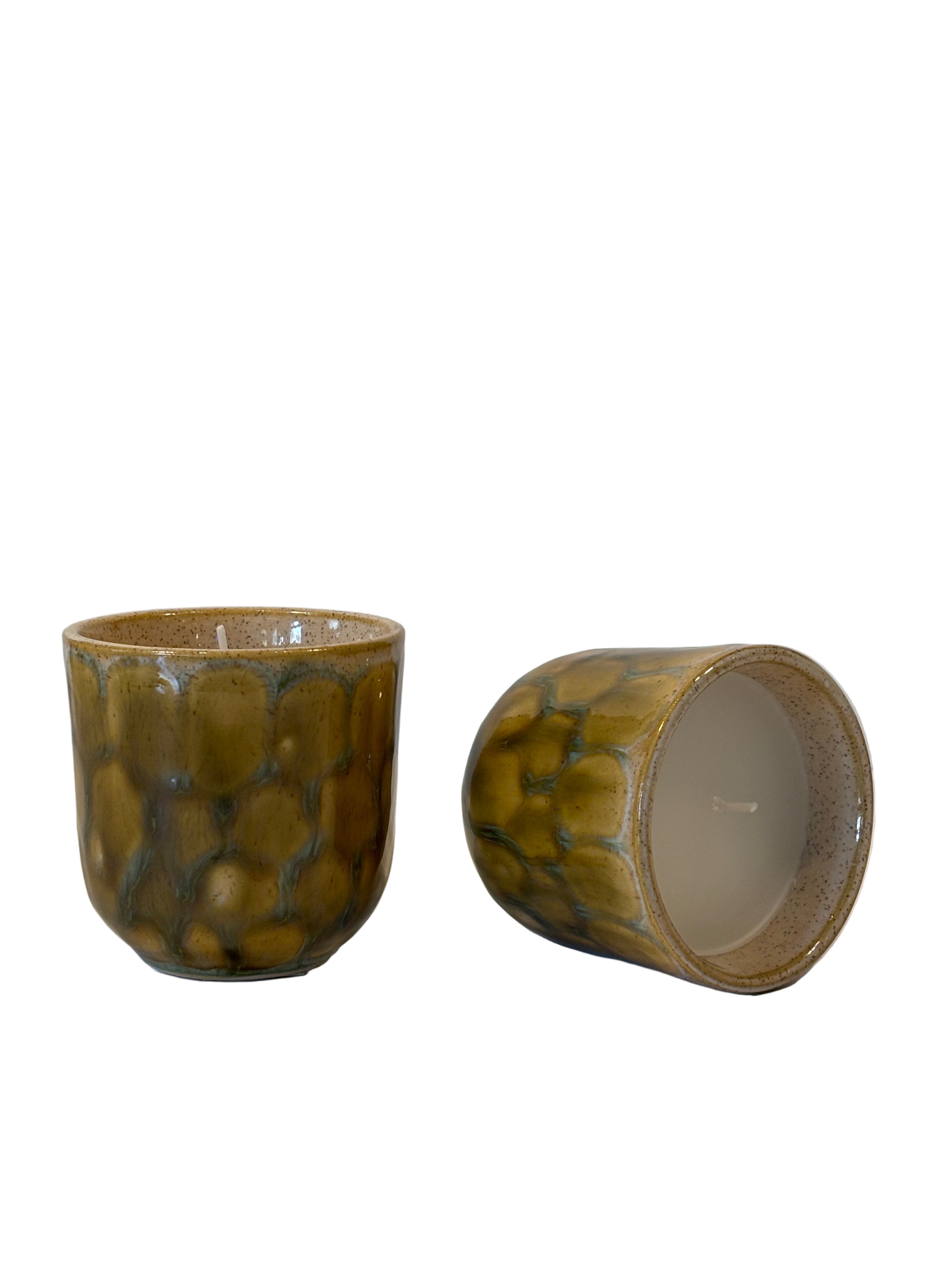 Floral Interior Dark Gerti Candle