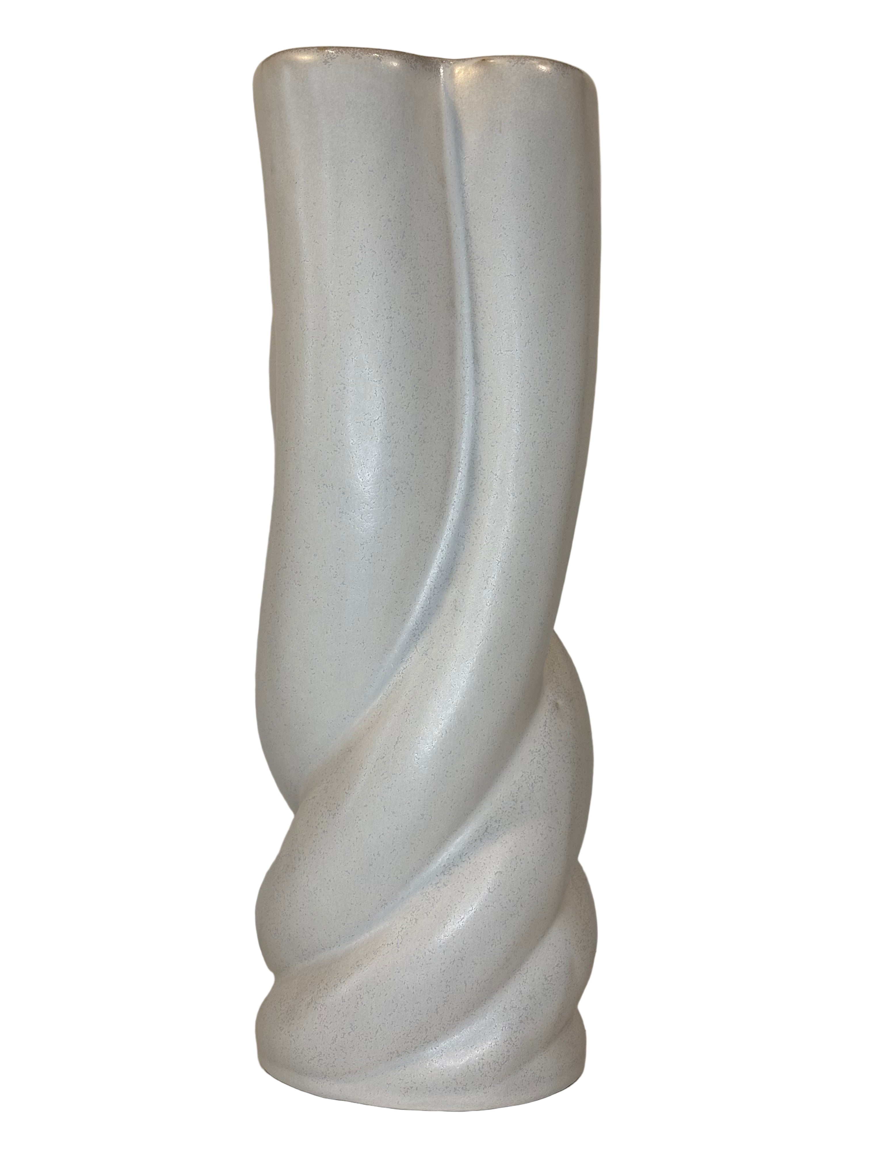 White Duvessa Vase